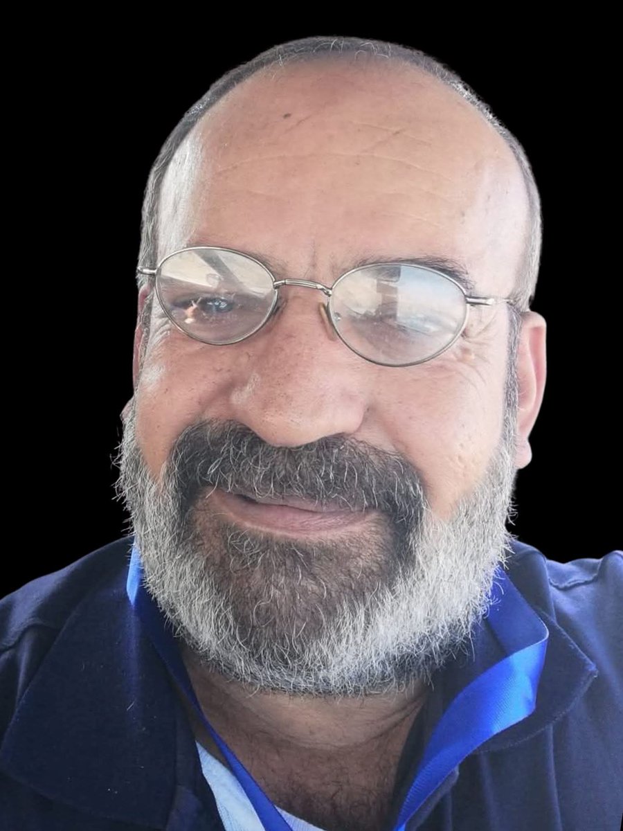haetam_25's tweet photo. ألأخ والصديق الحبيب أحمد برشات الزيود في ذمة الله

أحد اعمدة الحراك الأردني والحكيم والختيار ومحامي الدفاع وموثق الاعتقالات هو الاحوال المدنية لكل الاحرار وصديق  كل حر

اليوم في ضيافة الله العدل

سامحك الله رفيقي وغفر لك وأسكنك فسيح جناته ولا حول ولا قوة إلا بالله https://t.co/Qi41PkX4dp