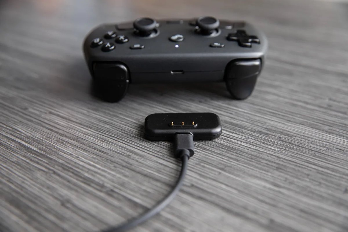 Steam Controller ブラック USB接続 The Verge - Valve launches the Steam Controller without the Steam