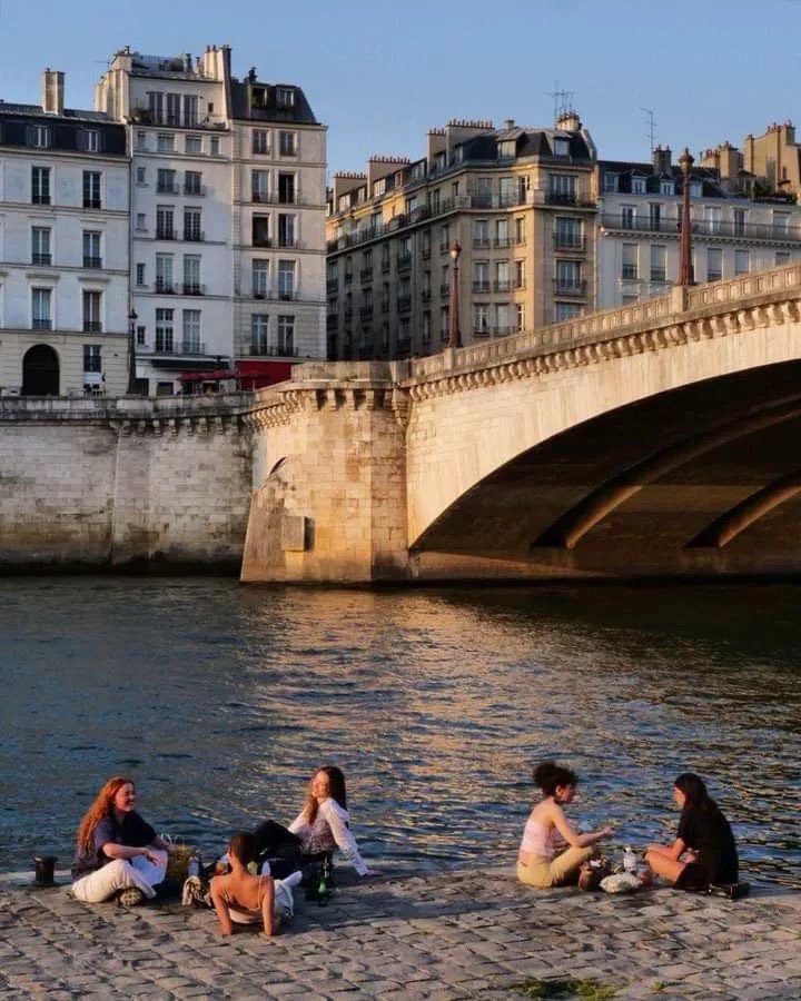 Gitana1369877's tweet photo. • "Quiet moments are the secret ingredients of a life well-lived." — Haruki Murakami
Have a nice afternoon ! https://t.co/P6vHzCKbDX