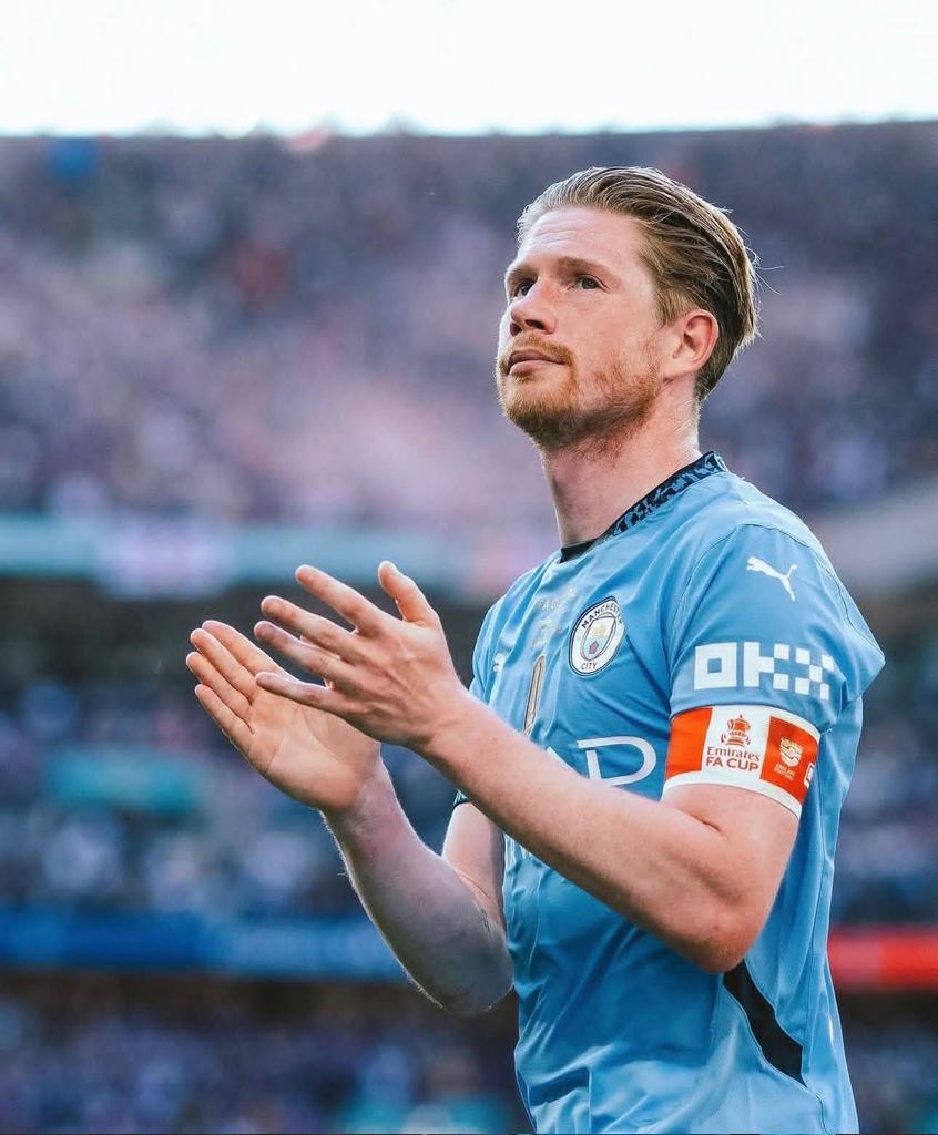 JosephHD_001's tweet image. Bruno can match De bruyne attacking energy but De bruyne cannot match Bruno defending ability.. is this Truth or Cap 
#De Bruyne  #Bruno and KDB