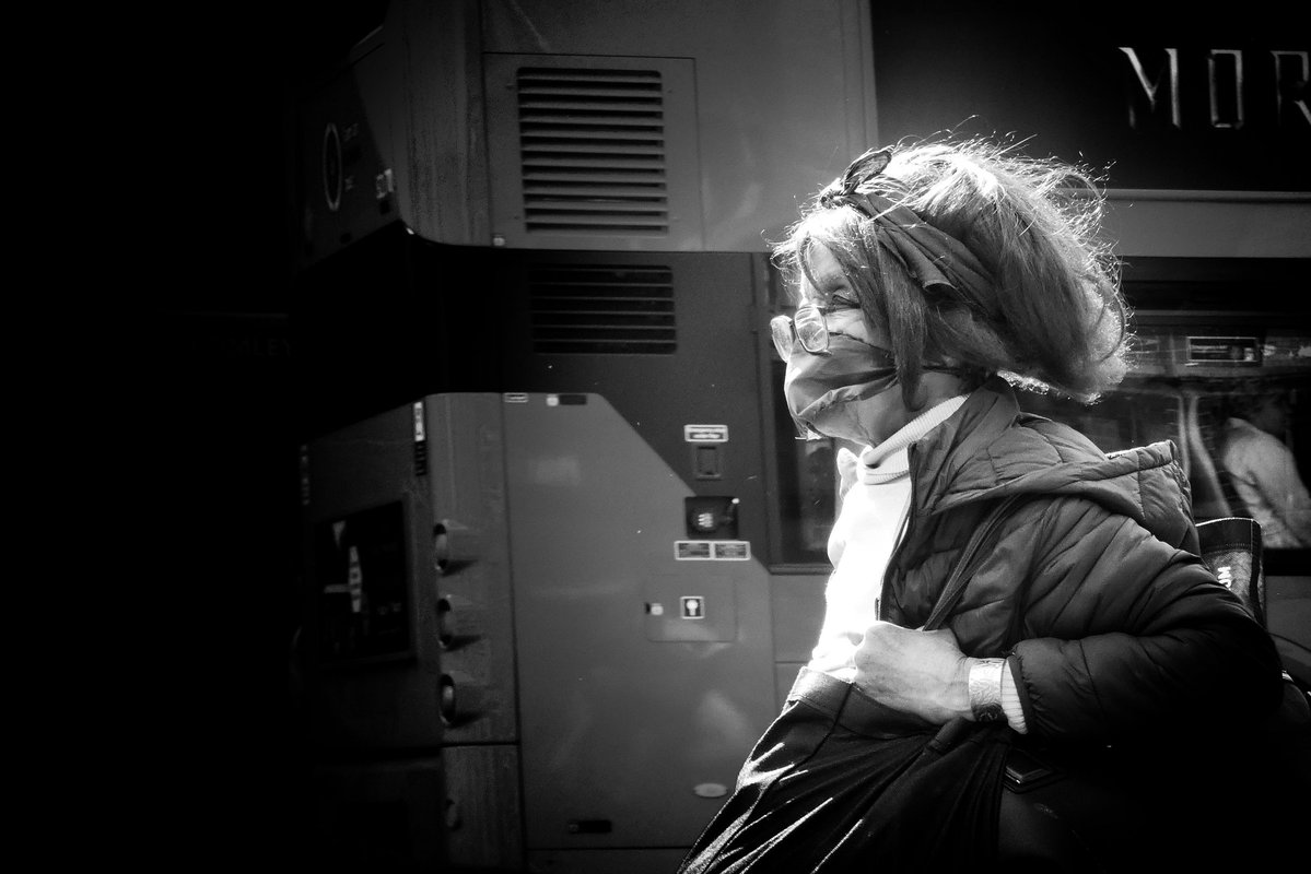 carlo_dsg_photo's tweet image. "Fear of disease killed more men than disease itself." Mahatma Gandhi

London
April 27, 2026

#streetphotography #bw #facemasks #covid