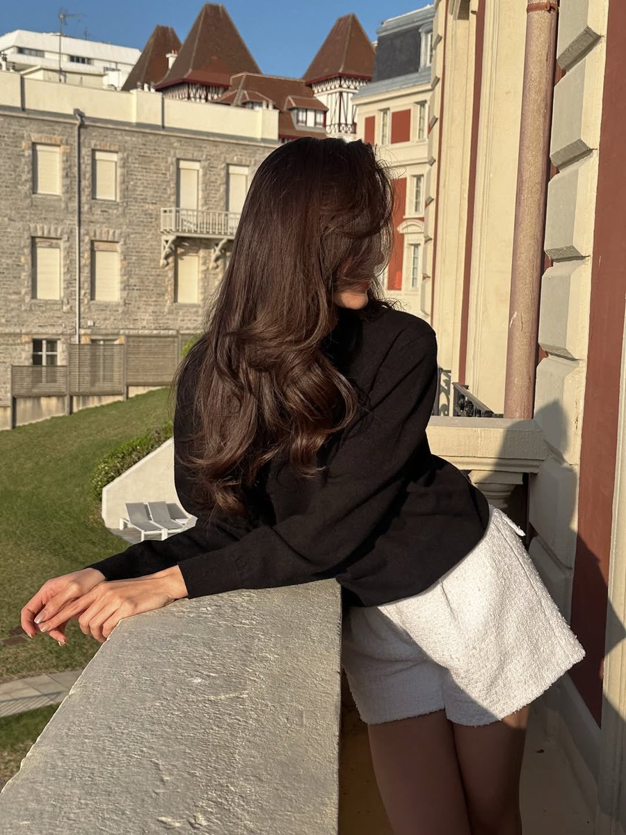 หลาหุย tweet media