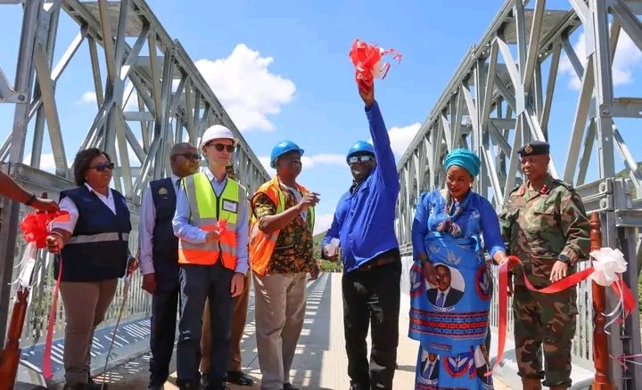 TransportWorks's tweet photo. Mhango Launches Mpatamanga Acrow Bridge, Urges Community Custodianship

Minister of Transport and Public Works, Jappie Mhango, has officially commissioned the newly completed Mpatamanga Acrow (Bailey) Bridge.

Read more here:
https://t.co/XqgqLrE8s3 https://t.co/tuz2t0zFEj