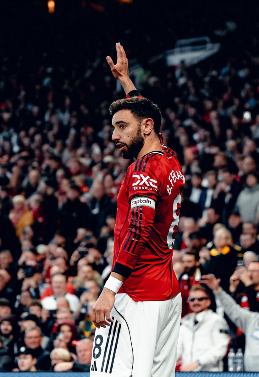 19 assistências na Premier League.

Bruno, tu és um absurdo.
