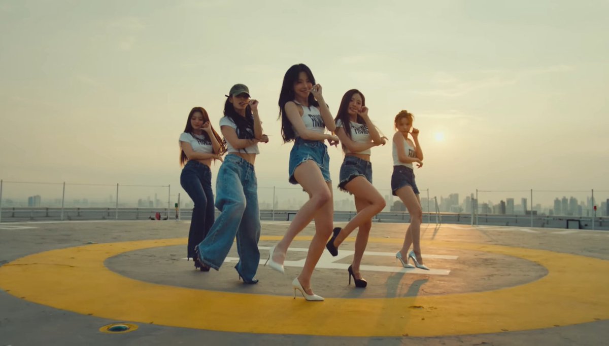 FROMIS_9 BASE tweet media