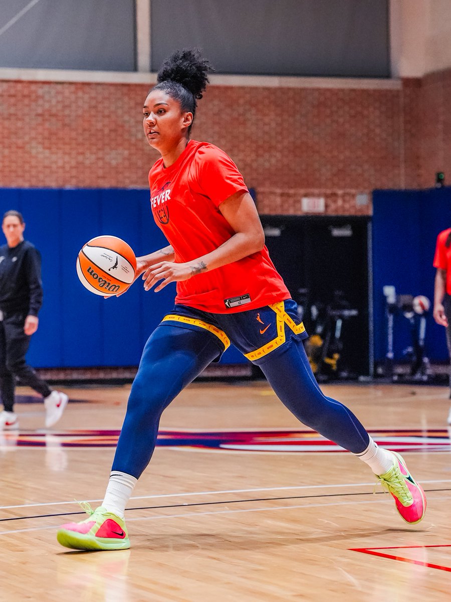 Indiana Fever tweet media