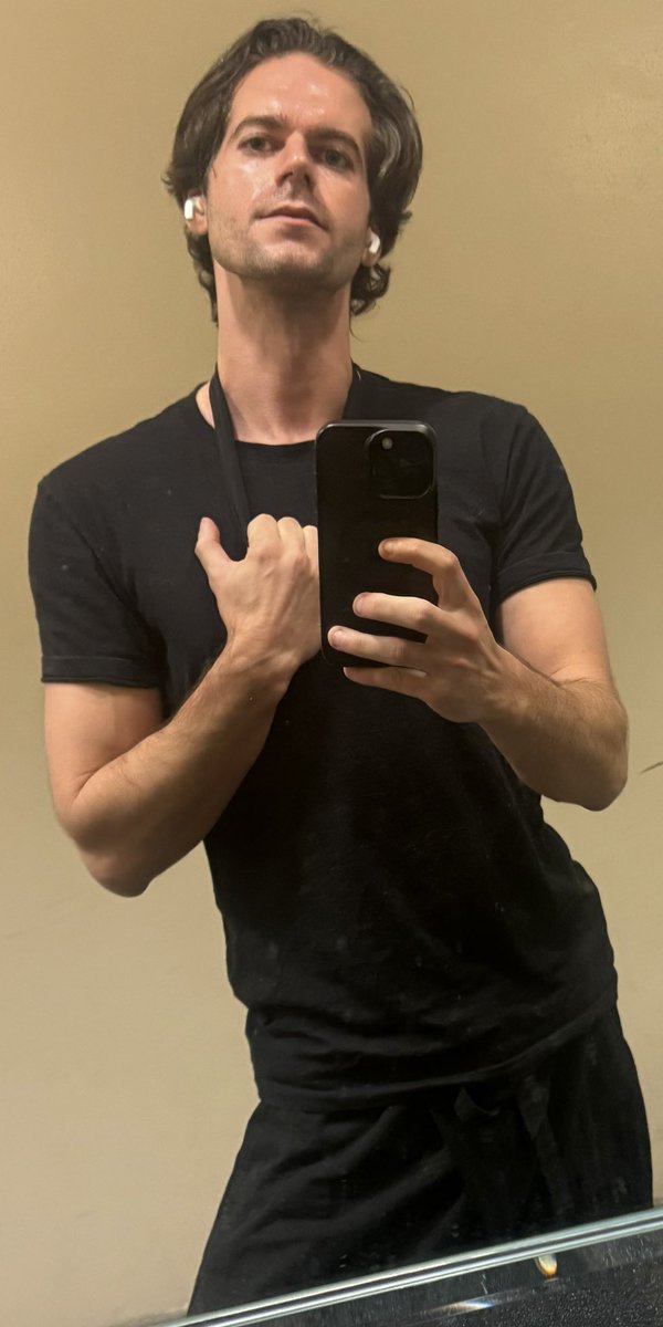 Sam M tweet media