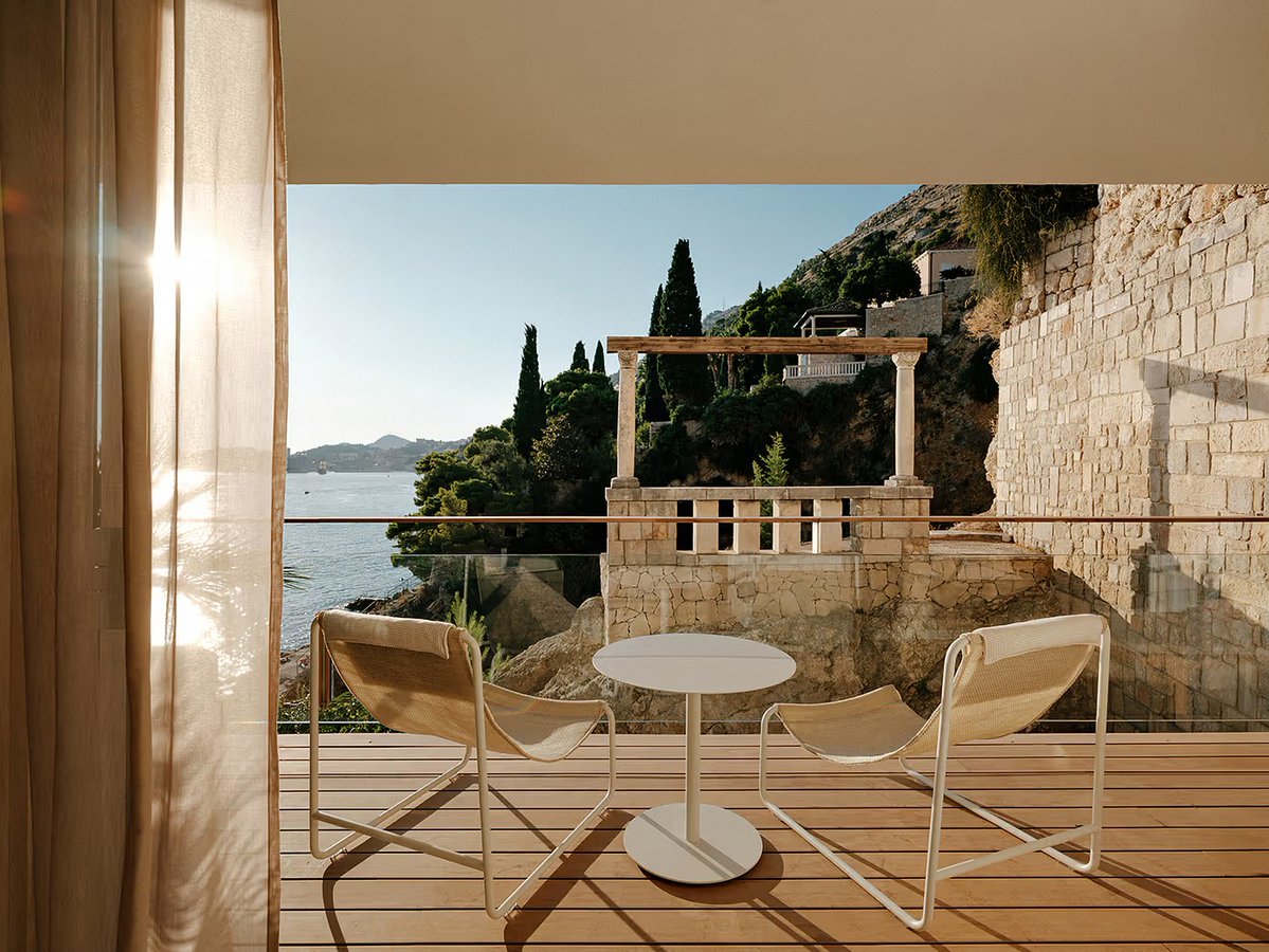 HomeAdore tweet media