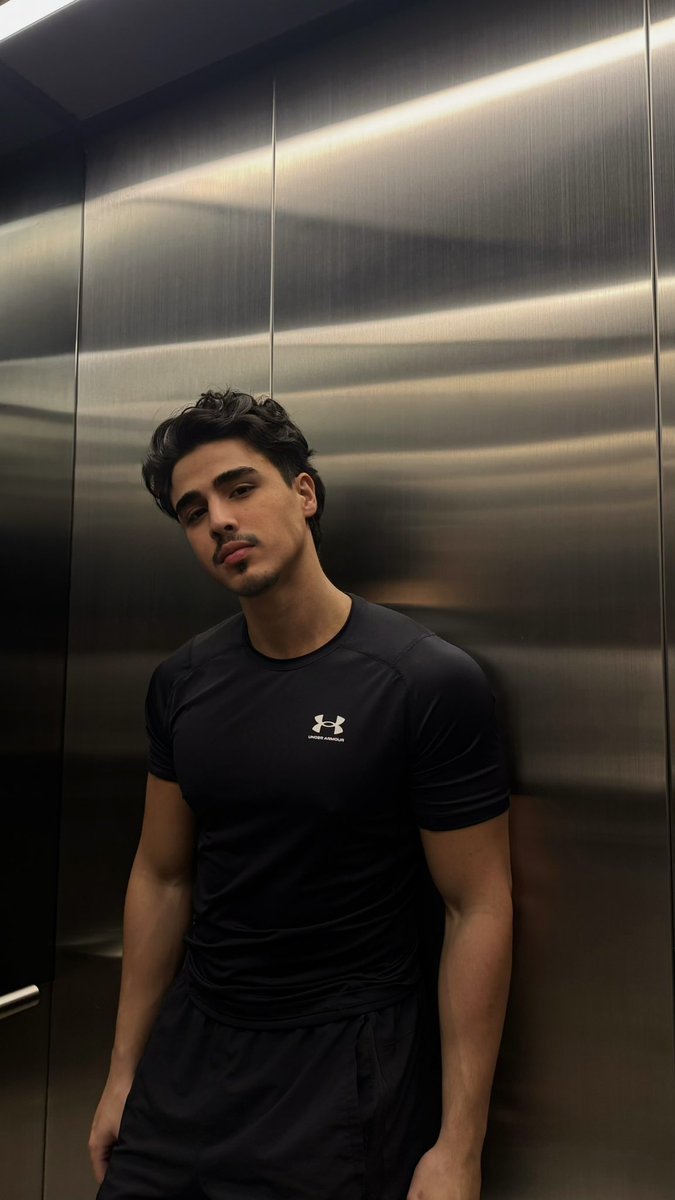 Malik | مالك tweet media