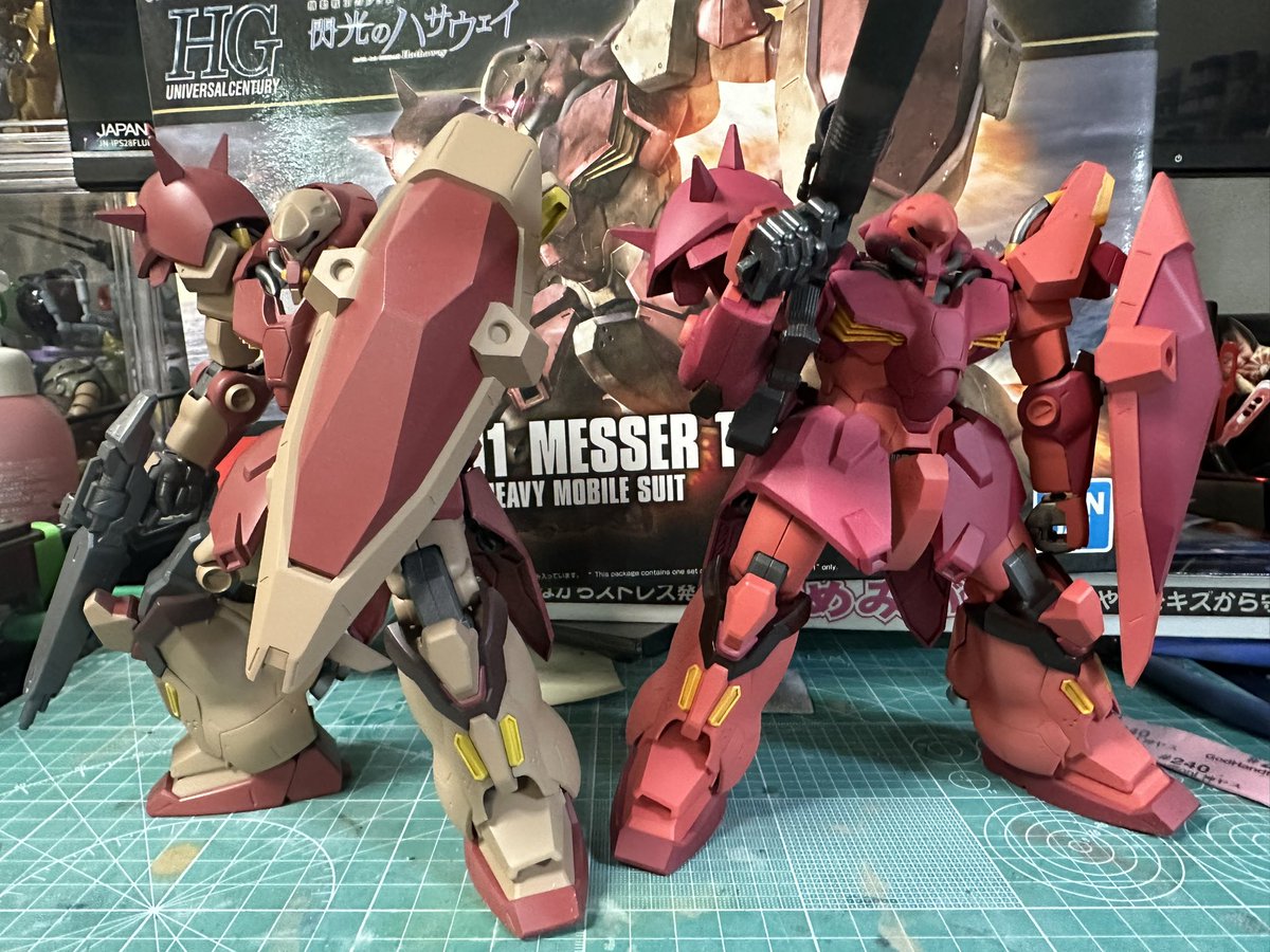 grgrbomber's tweet photo. おばんD⭐️

メッサーF01S型
塗装まで完成いたしました。
ピンクの調色に結構手間取ったけど納得の色に仕上がったかと☺️
あの名シーンも再現してみました🦶

もう、いいのか？
後はデカールで仕上げよう。
うふふふふっ

ってなことでおやすみなさい😴

#ガンプラ好きと繋がりたい
#閃光のハサウェイ https://t.co/Od7ezLTtva