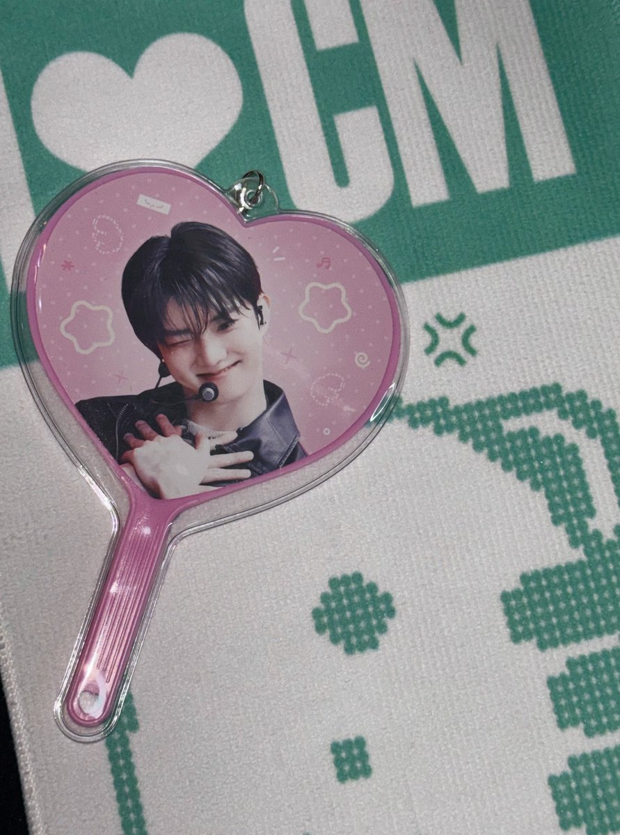 썸떼잉 tweet media