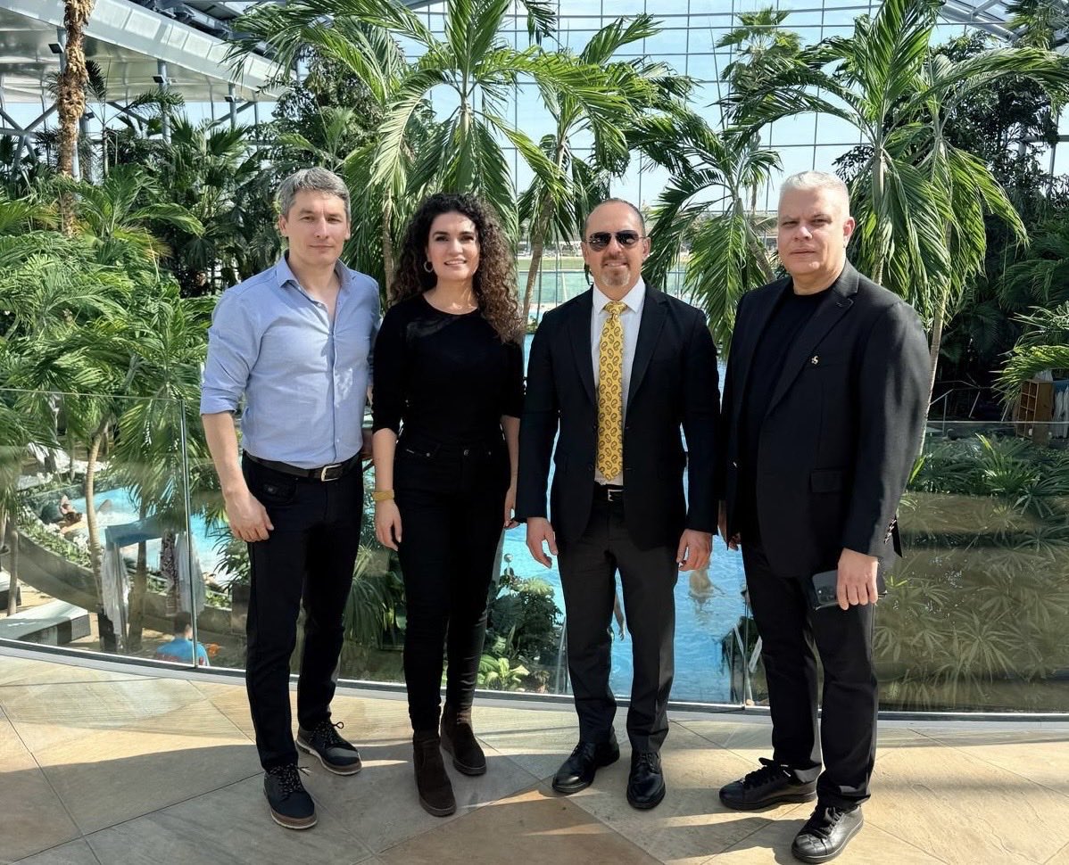 Özgür Kıvanç Altan tweet media