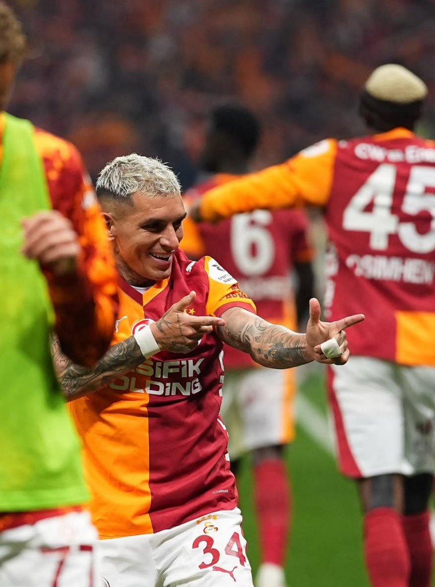 ultrAslan tweet media