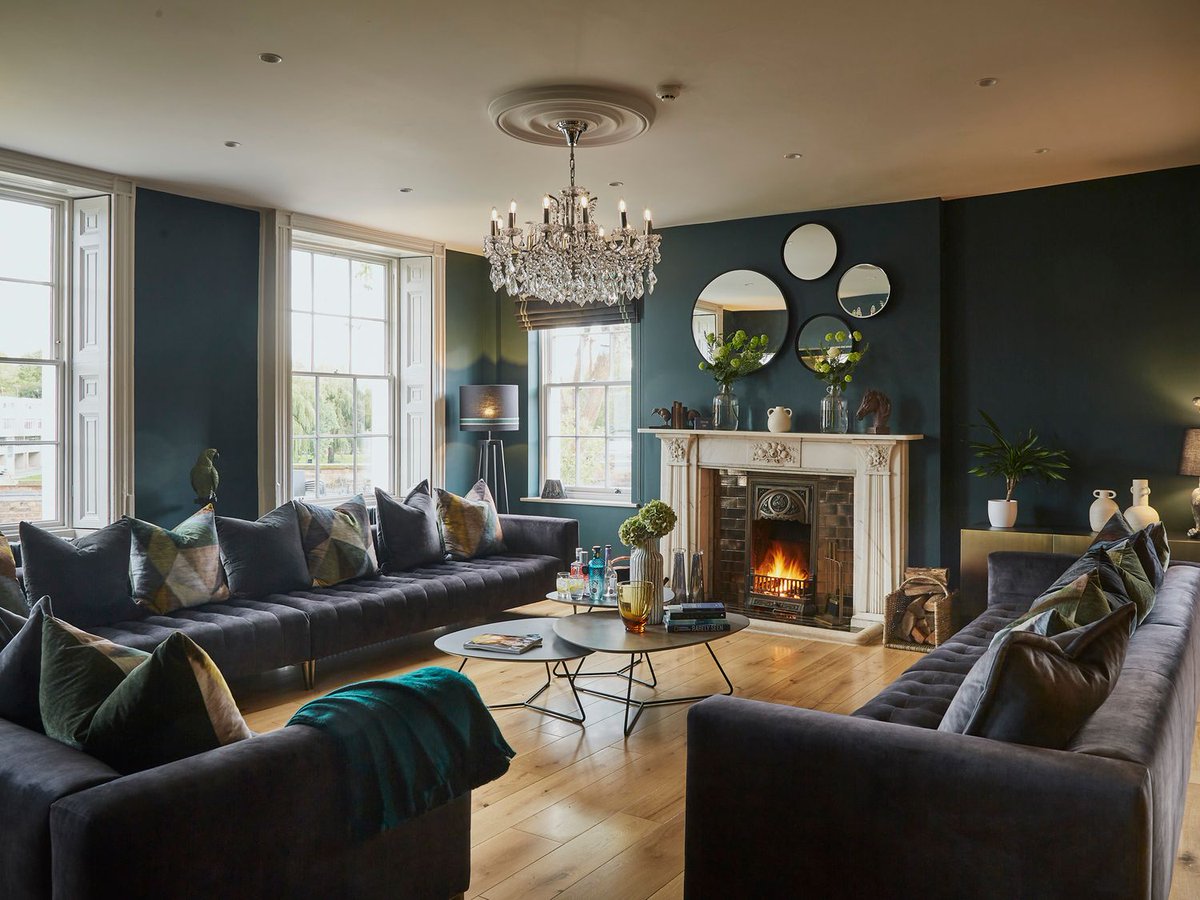 scateringcouk's tweet image. Edgar House is a superb, luxurious Georgian property sitting on Chester's Roman Walls, Cheshire, overlooking the River Dee and is close to amenities.

🐾 Dog friendly
📍 Chester, Cheshire

selfcatering.co.uk/england/cheshi…

#Chester #Cheshire #DogFriendly #HolidayCottage #SelfCatering