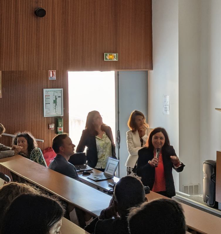 LaurentLeMerci4's tweet photo. COPIL des réseaux égalité des chances et des territoires @AlpesMaritimes
👉Réunis aujourd'hui, après 3 années de travail, pour mesurer l'impact et les réussites de cette politique ambitieuse.
Merci aux pilotes et aux équipes pour leur engagement!
#RECT https://t.co/bgwRDIXjwY