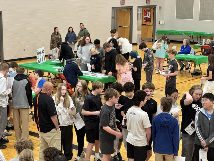 GreendaleLCSC's tweet photo. 8th graders got a Reality Check today! 💵👏
Thank you to WRBI for hosting and putting together this valuable experience. Students learned the true value of a dollar while gaining important life skills that will help prepare them for the future.
Learning today, leading tomorrow! https://t.co/t9EIdNN9Dk