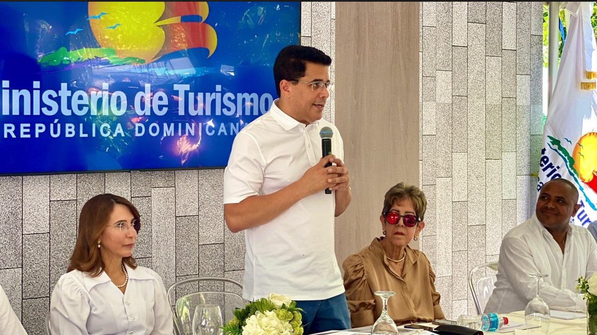 Infotur Dominicano tweet media