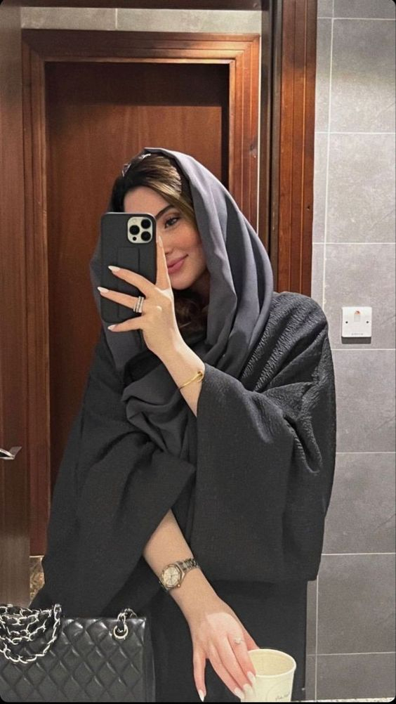 Alexandra Bush tweet media