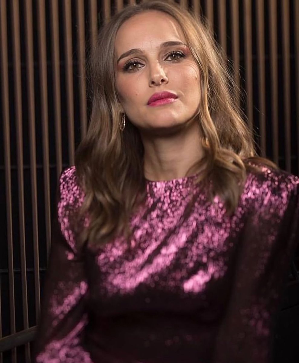 natalie portman is so pretty