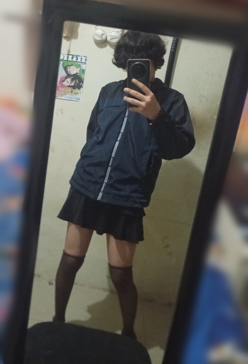 Femboyhonni tweet media