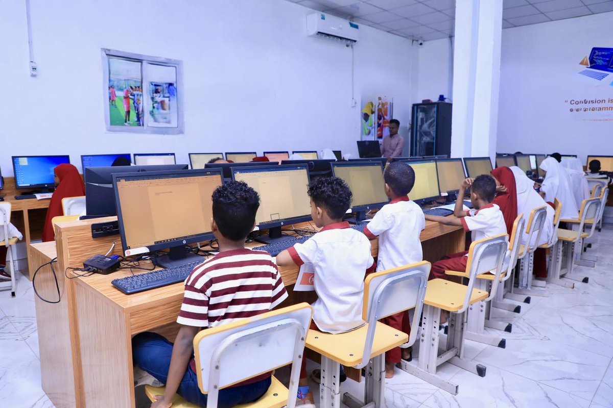 RussetAcademy's tweet photo. Russet Academy students are excelling in computer-based exams with confidence and tech skills. The school proudly leads in digital learning, preparing future innovators for success. https://t.co/TEvwrhOwrg