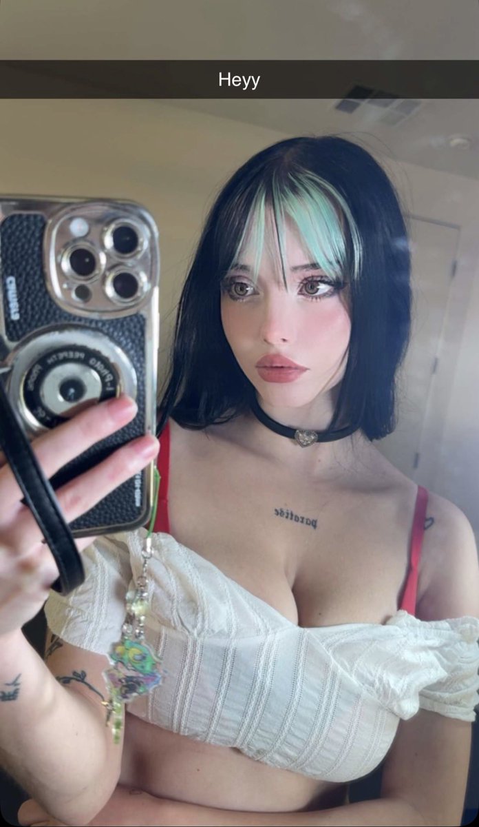 Laurenn burch tweet media