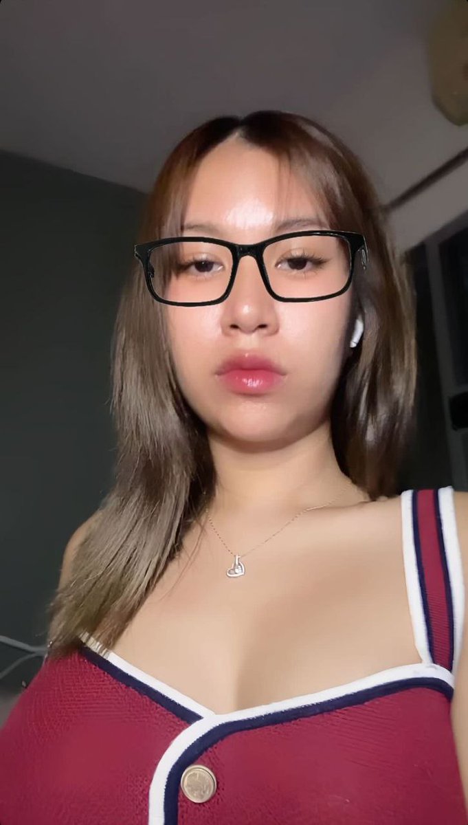 Qweenew🐧 tweet media