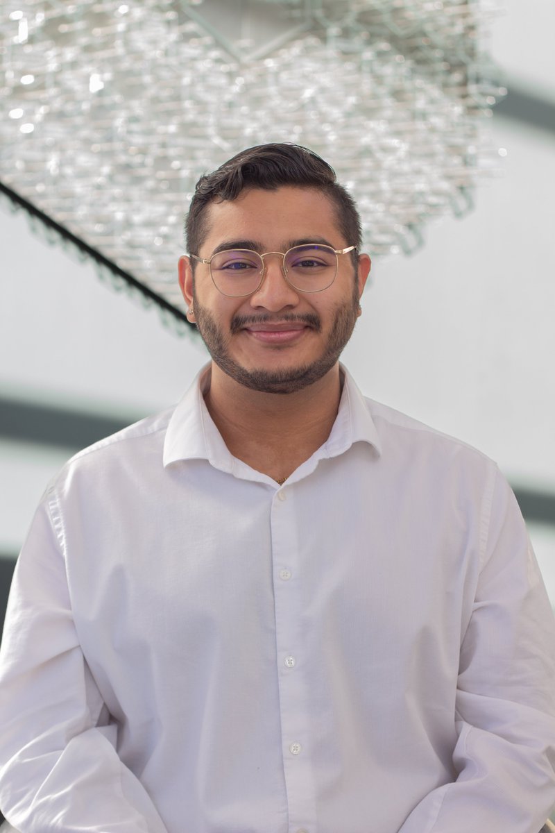 LiResearch's tweet photo. Congratulations to Angel Ibarra on receiving the 2026 GSFLC Mentorship Award 🥳🥳
Thank you for supporting and mentoring so many students through your dedication and care 🎉
Well-deserved recognition for your outstanding mentorship! 👏👏 https://t.co/L1Vrtq9qN3