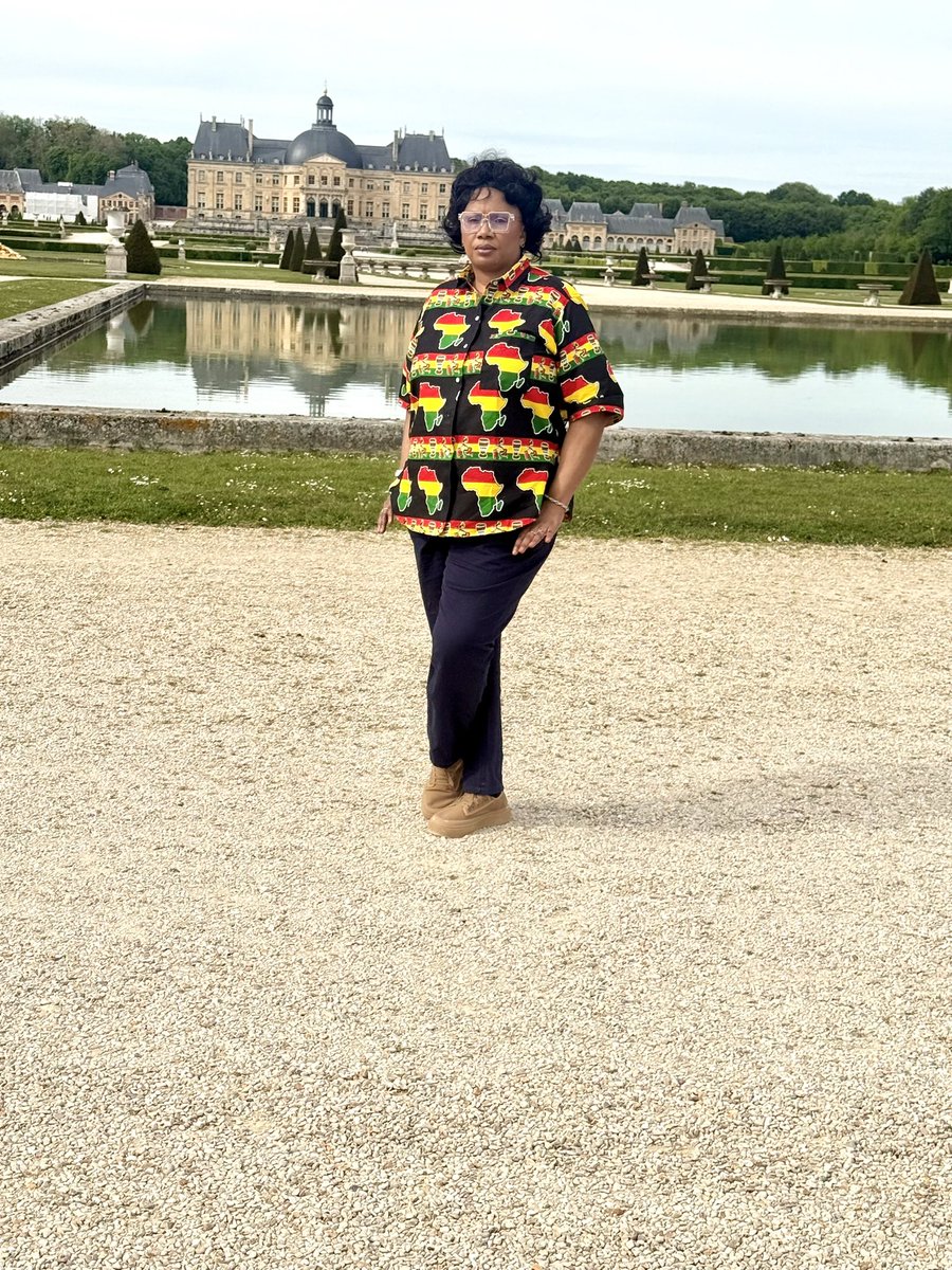 KimKimuntu's tweet image. J aime visiter les châteaux ! Il ya une atmosphère particulière comme si on replongeait dans le temps 

#tourisme #culture