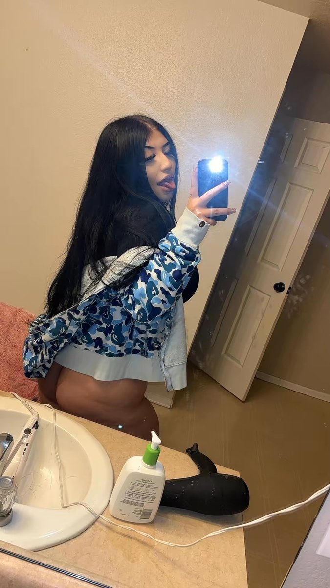 Bunny Rose tweet media
