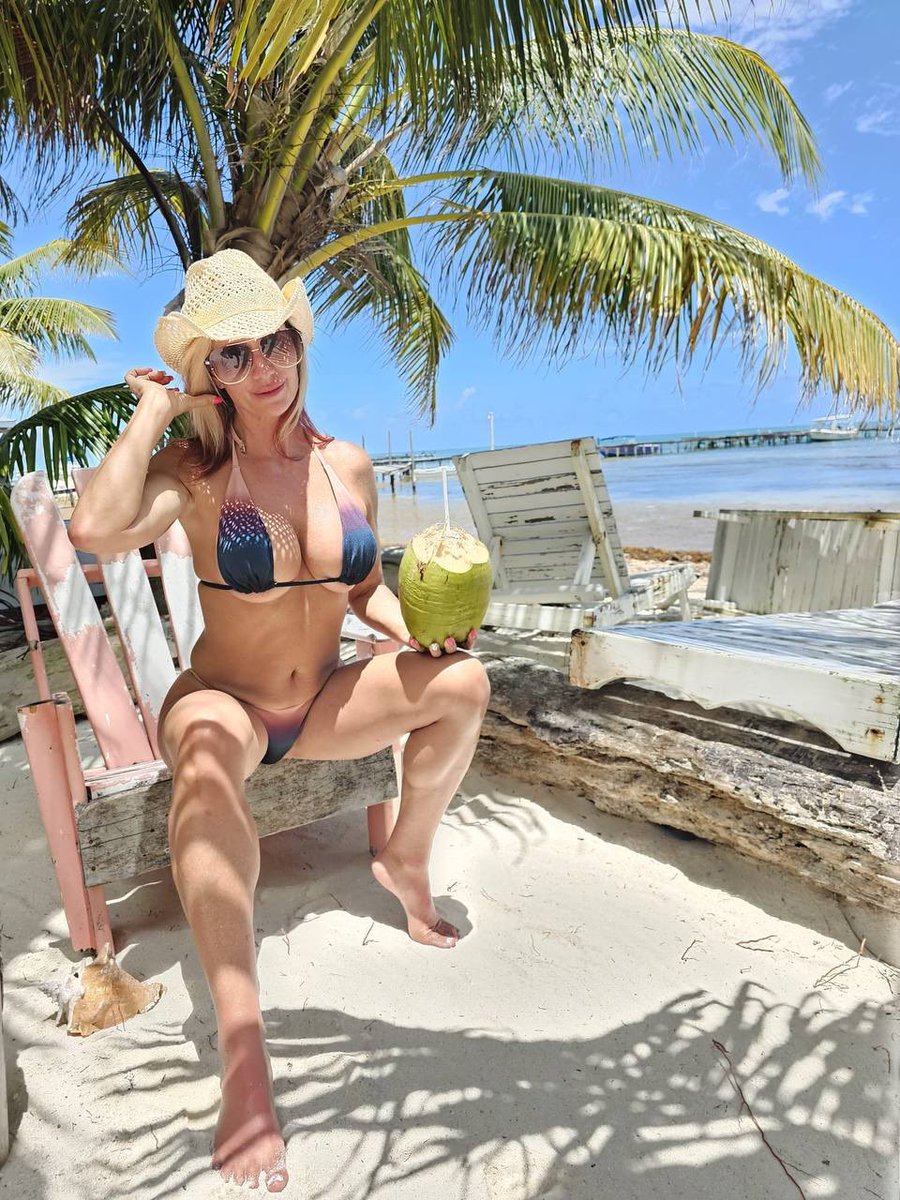 Amanda Dalton tweet media