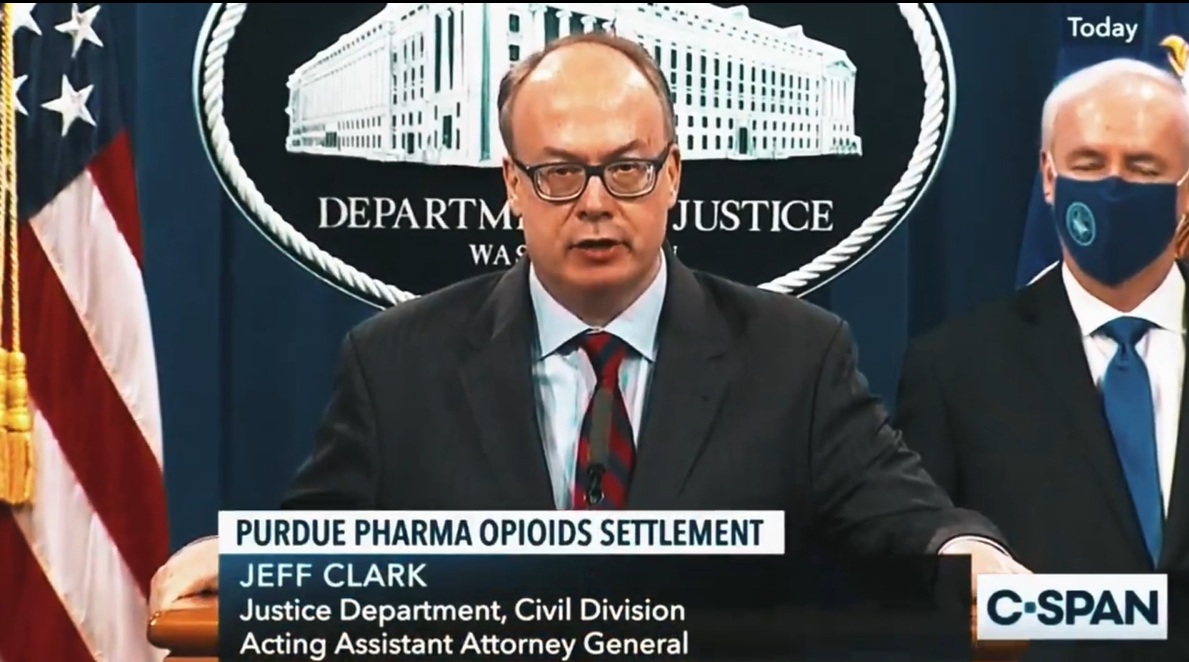 Jeff Clark tweet media