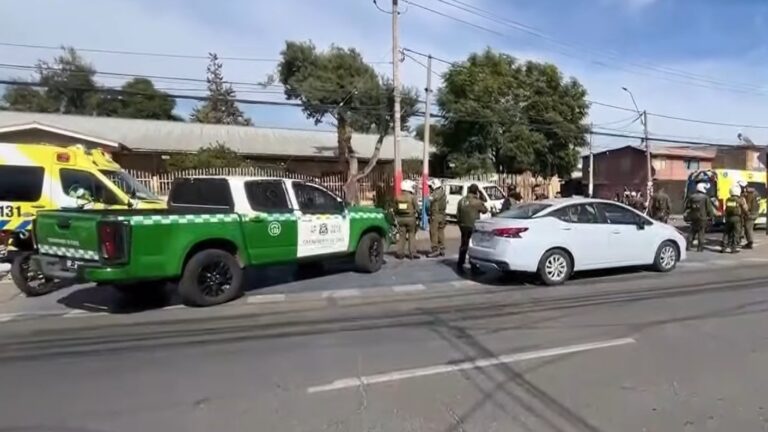 INF0SCHILE's tweet image. ⚠️#Pudahuel 1 Delincuente Abatido Por Carabineros y Otro Detenido Tras Robo de #Camión.