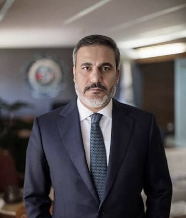 𝓐𝓨𝓑𝓐𝓛𝓐 tweet media