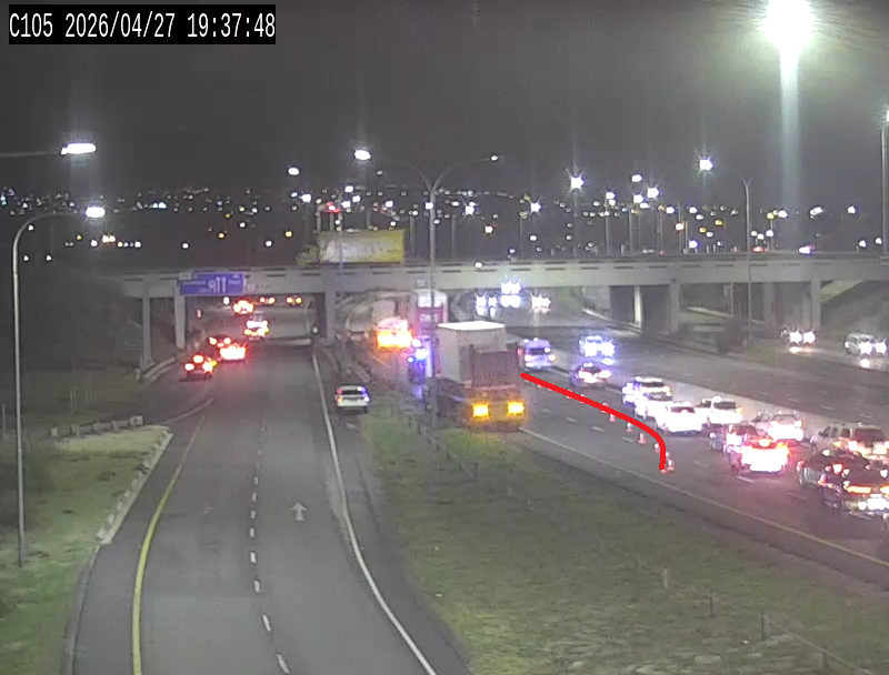 CapeTownFreeway's tweet image. Update: Update: Crash: N1 Outbound at N7, two lanes closed, expect delays. #BeTheChange