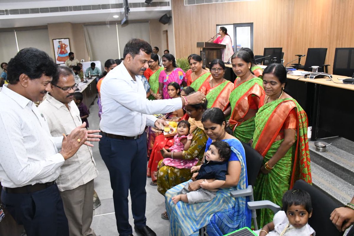 DPRO_WANAPARTHY's tweet image. జిల్లా సంక్షేమ శాఖ సిబ్బంది, ఇతర అధికారులు తదితరులు పాల్గొన్నారు. @Collector_WNP  #collector #collectorwanaparthy #PotionPakoda #localbodycollector #additionalcollectorrevenue #Zpceo
#DRDO #dwo @IPRTelangana