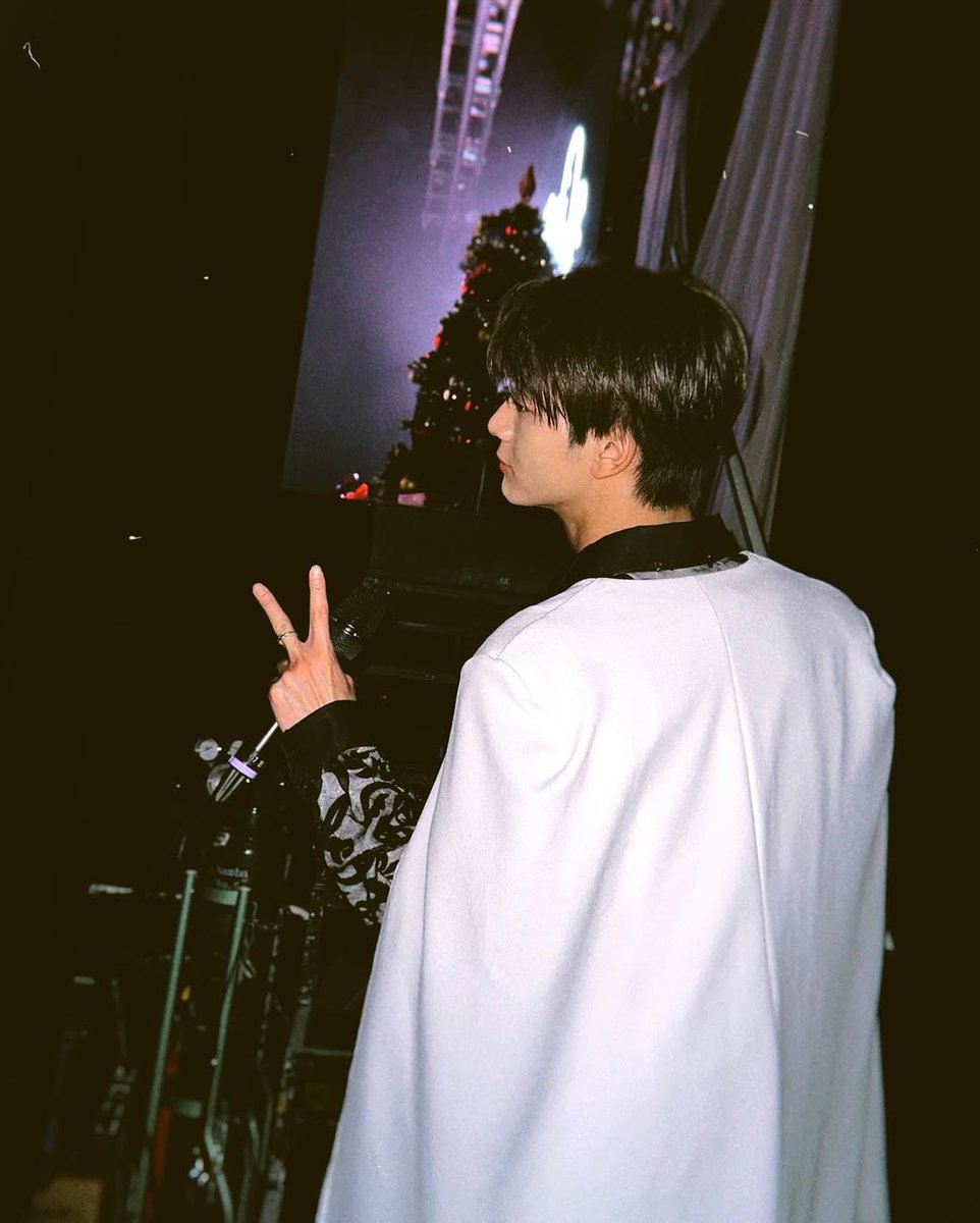 코이 tweet media