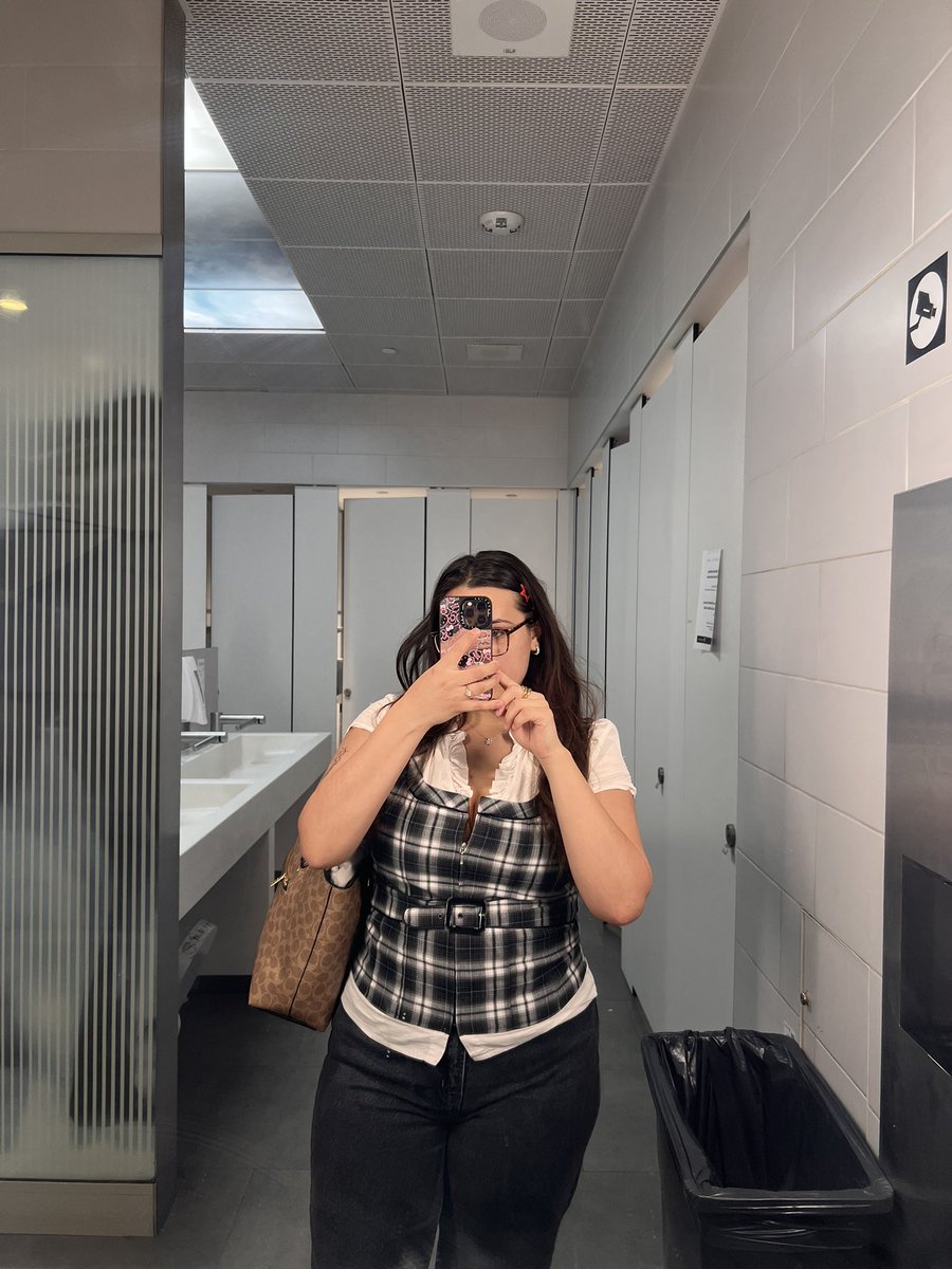mj ⋆˚꩜.ᐟ tweet media