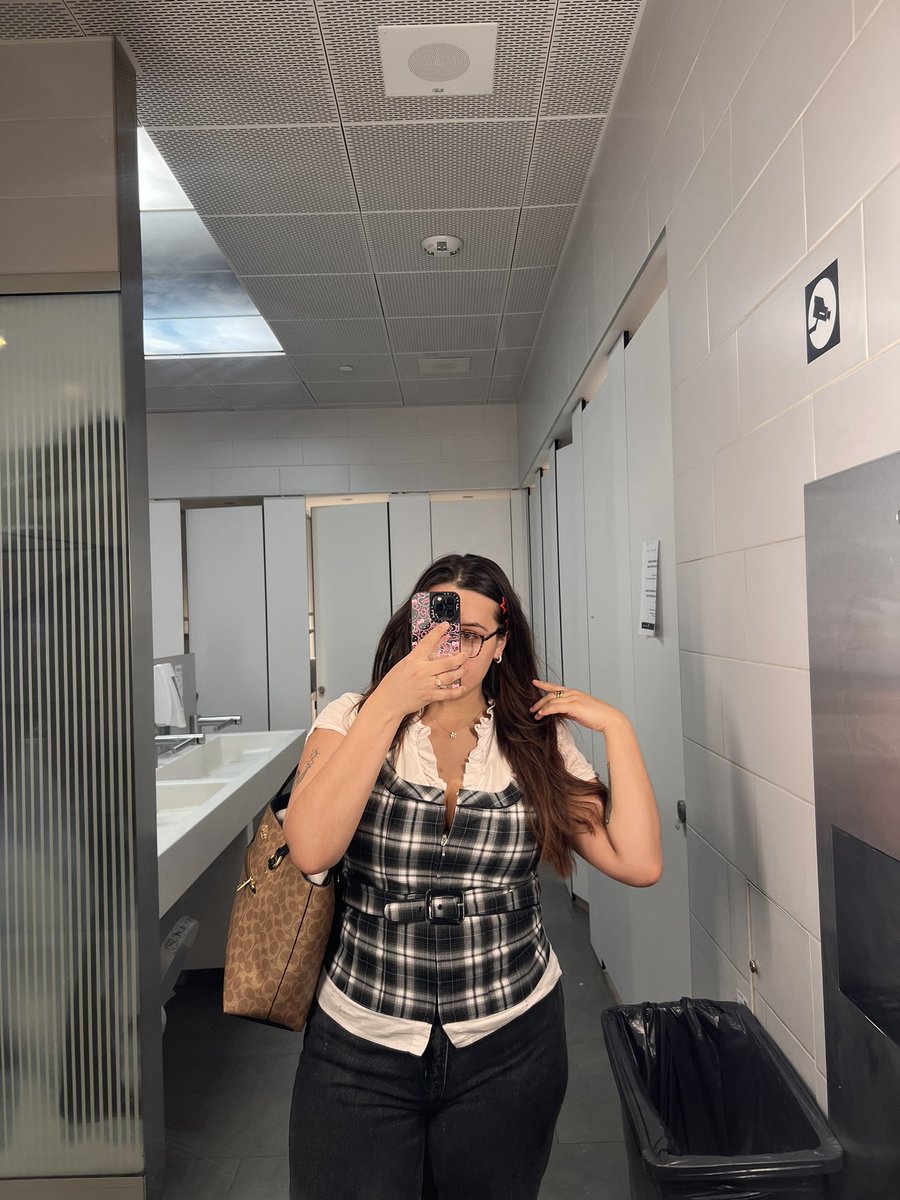 mj ⋆˚꩜.ᐟ tweet media