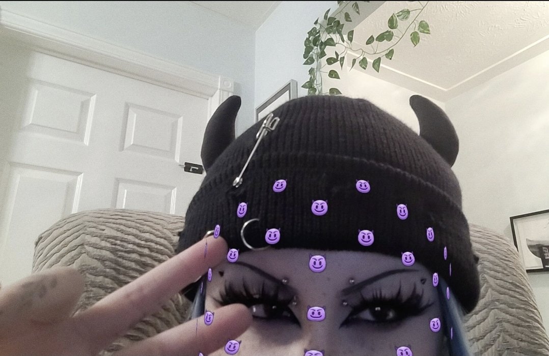 𝕊𝕖𝕟𝕟 ℂ𝕒𝕝𝕪𝕡𝕤𝕠 tweet media