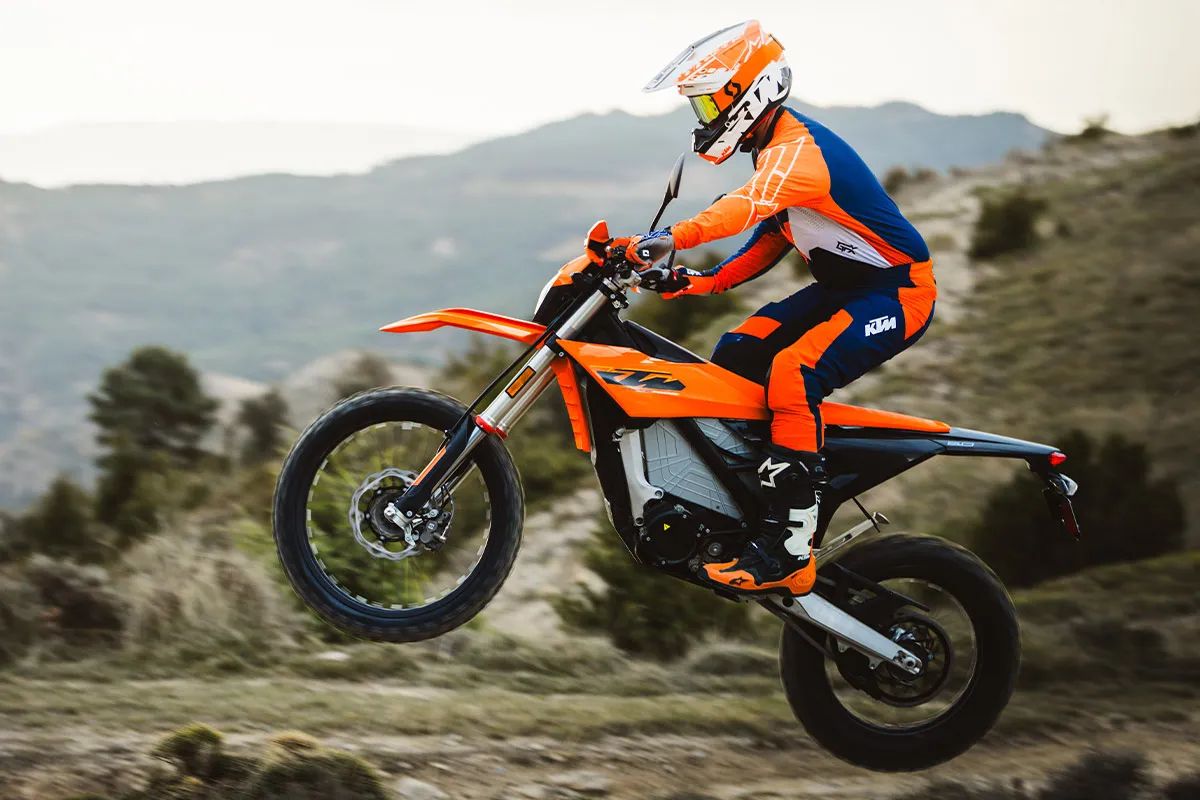 Freenduro.com tweet media