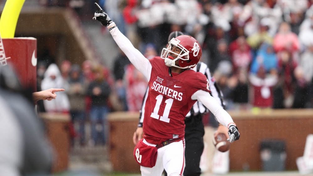 College Football Zone tweet media