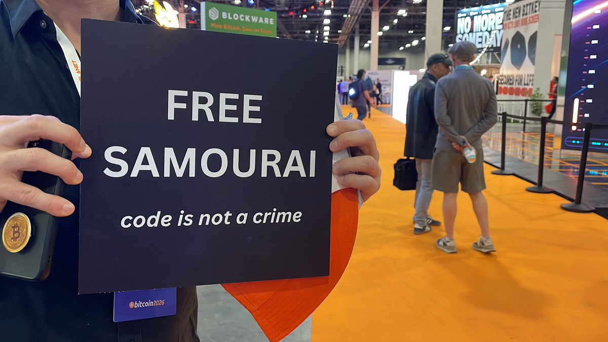 lauren emily tweet media