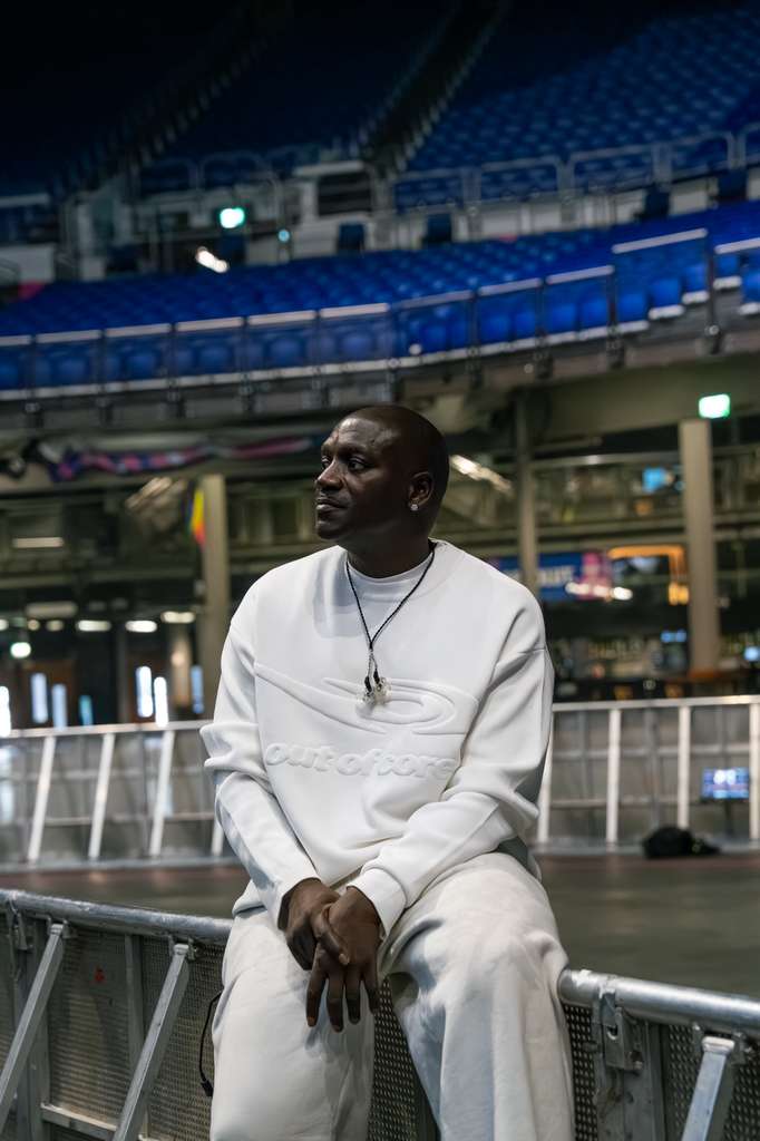 AKON tweet media
