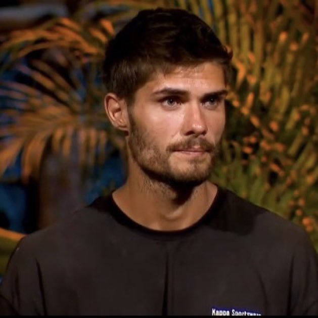 Olası bir Barış - Bayhan elemesi durumunda elenmemek için oylar Barış'a

#Survivor2026 #BarışMuratYağcı #Bmyfc
