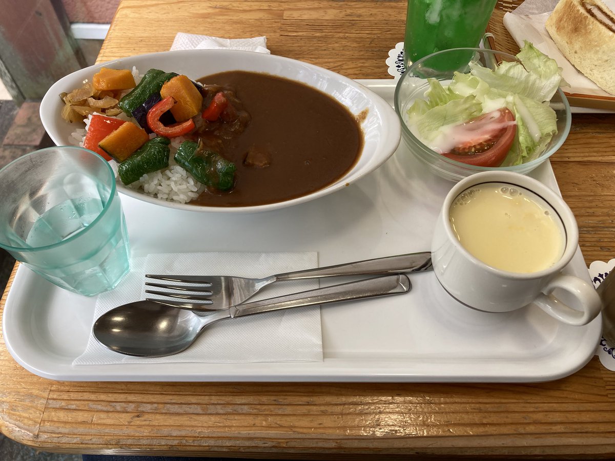 kazzyxr50motard's tweet image. ドライブ🚙
日曜日にドライブ行ってきた🛣️
君津の中村屋ってパン屋さん、『なかぱんカフェ』で昼食🥪🍛🍦
#ドライブ
#ランチ
#パン
#なかぱん