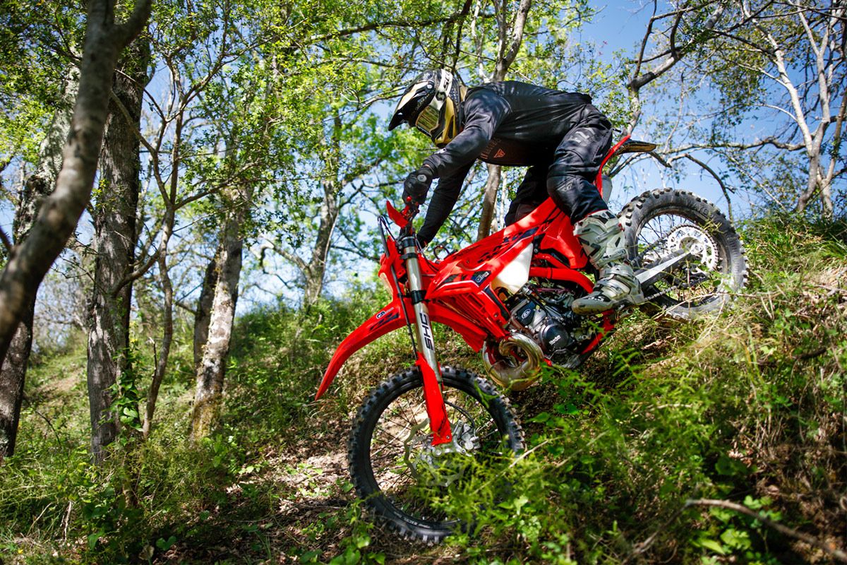 Freenduro.com tweet media
