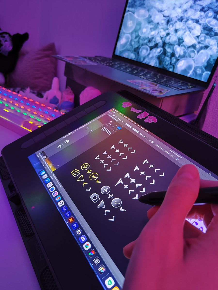 devi1canvas's tweet image. my main work is design I hate it🫣🤭
hope you'll order commissions to help me escape from this hell🫠
#design #artist #commissions