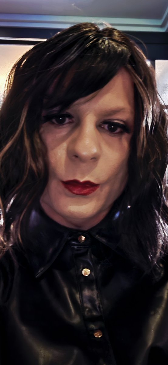 Chloe Simpson TV 💕 tweet media