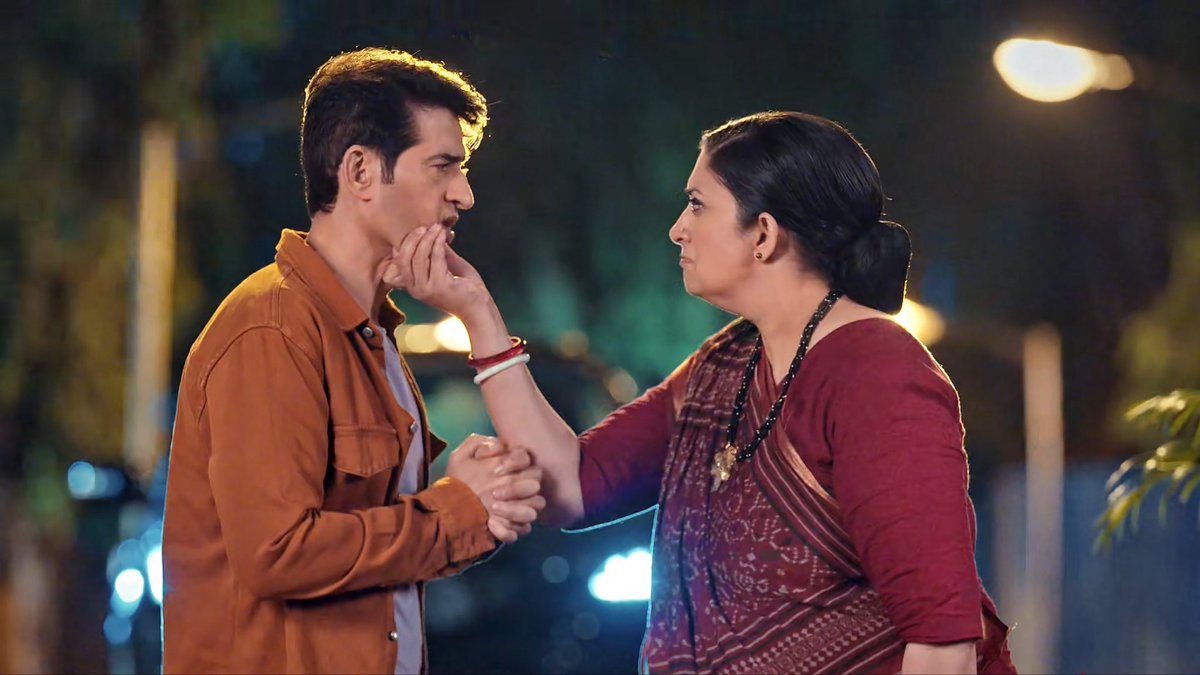 the way tulsi tried so hard to control her sobs omg 🤧 the disbelief, pain, trauma, anger — it all came back &amp; HIT hard 💔😭

<a href="/smritiirani/">Smriti Z Irani</a> OUTSTANDING.🧎🏽‍♀️she is so raw with her emotions man! NAILED IT. ❤️‍🩹🙏🏽

<a href="/EktaaRKapoor/">Ektaa R Kapoor</a> 

#KyunkiSaasBhiKabhiBahuThi #SmritiIrani #KSBKBT2 #KSBKBT